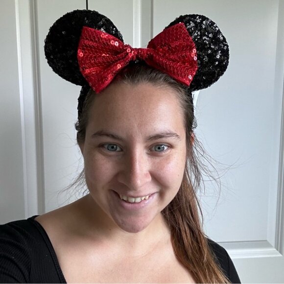 Disney Parks | Classic Black And Red Sequin Minnie Mouse Ears Headband - Picture 8 of 8